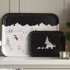 Snow Season Serving Tray - Small 8 Snow Season Serving Tray - Small -Sophie Allport AW22 snowseason pt10026 pt10045 printed tray lifestyle high res