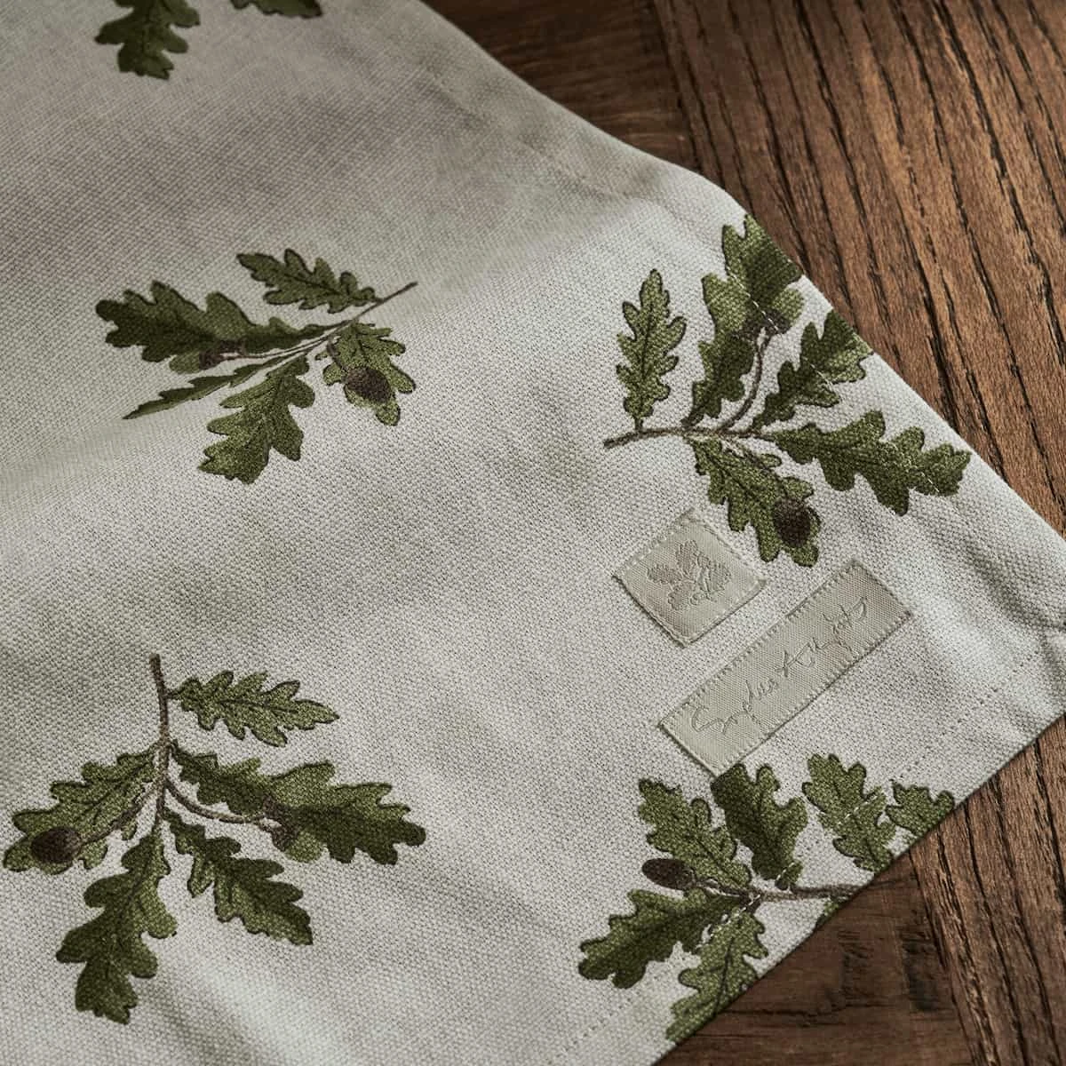 Acorn & Oak Leaves Napkins (Set Of 4) 2 Acorn & Oak Leaves Napkins (Set Of 4) - Image 2