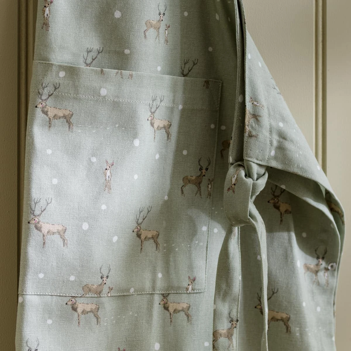 Christmas Stags Adult Apron 2 Christmas Stags Adult Apron - Image 2