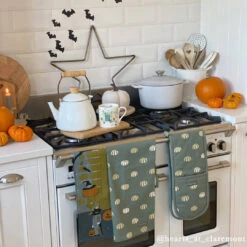 Halloween Tea Towel (Set Of 2) 9 Halloween Tea Towel (Set Of 2) -Sophie Allport Pumpkins collection influencer heartsatclaremont 2 8e1f40eb 5d7d 4da8 8379 2841da7a437f