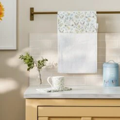 Spring Chicken Roller Hand Towel