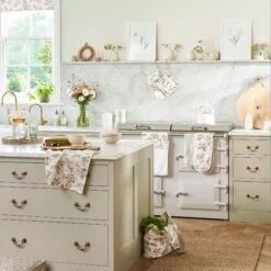 Blossom Double Oven Glove 9 Blossom Double Oven Glove -Sophie Allport SS24 BLOSSOM KITCHEN HERO SQUARE