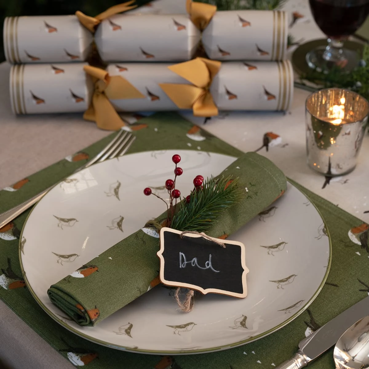 Robin Stoneware Dinner Plate 2 Robin Stoneware Dinner Plate - Image 2