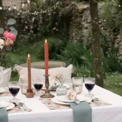 Poppy Meadow Napkins (Set Of 4) -Sophie Allport all103820 lin99401 poppy meadow table outdoor 3 lifestyle high res square ee6fcd77 143d 4b32 9549 2330b9941fcc