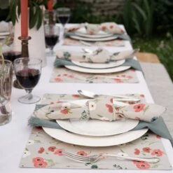 Poppy Meadow Napkins (Set Of 4) -Sophie Allport all103820 poppy meadow placement napkin outdoor 2 lifestyle high res square 4eb5023b 3d12 4351 aa85 465498648028