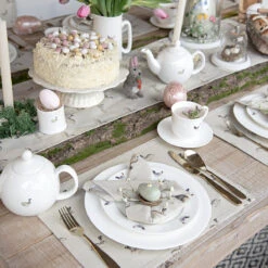 Hare Napkins (Set Of 4) -Sophie Allport all25300 all25820 hare napkin set of 4 and fabric placemat easter lifestyle high res square