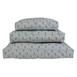 Highland Stag Pet Mattress 10 Highland Stag Pet Mattress -Sophie Allport all29760m highland stag dog bed mattress group cut out web 41adf01b e799 4055 b3e6 464006e043d7