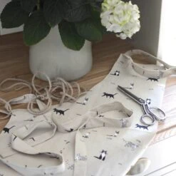 Purrfect Adult Apron 9 Purrfect Adult Apron -Sophie Allport all31250 purrfect cat adult apron lifestyle high res square 9c1c6539 0c3e 4a7e 888e 73523521089d