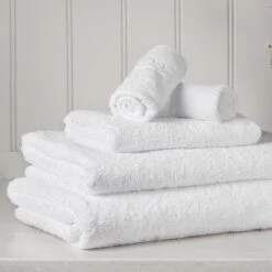 Bees Bath Towel -Sophie Allport bees towel collection 2 lifestyle high res square ee3639d8 d768 4f8e 836d 3fdd84b41665