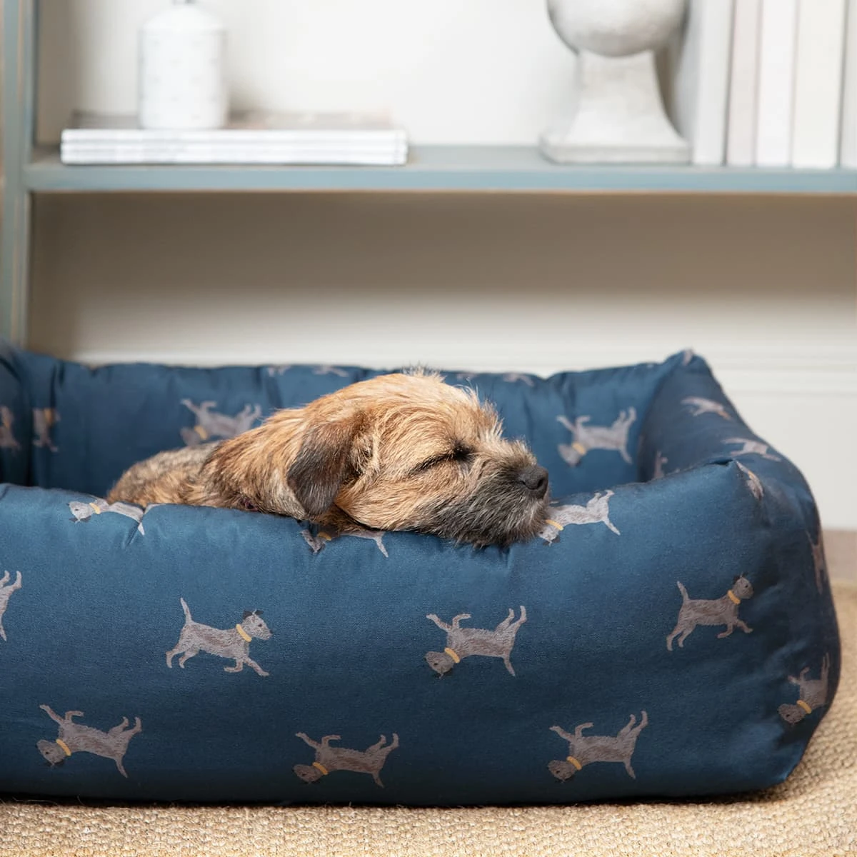 Terriers Pet Bed - Small 3 Terriers Pet Bed - Small - Image 3
