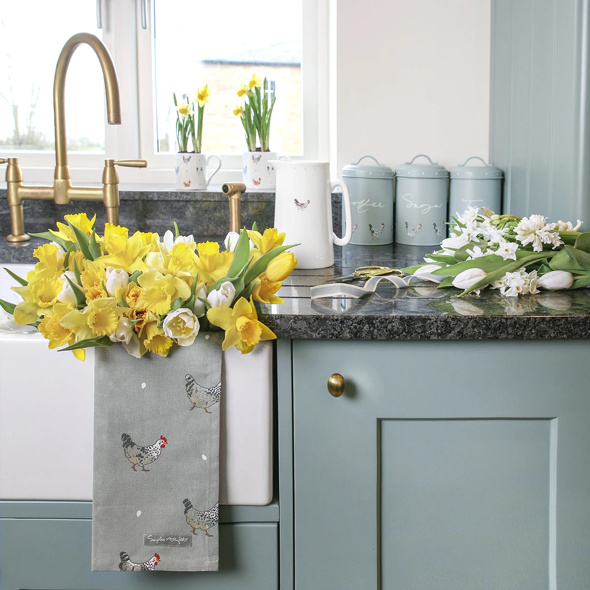 Chicken Tea Storage Tin 2 Chicken Tea Storage Tin - Image 2