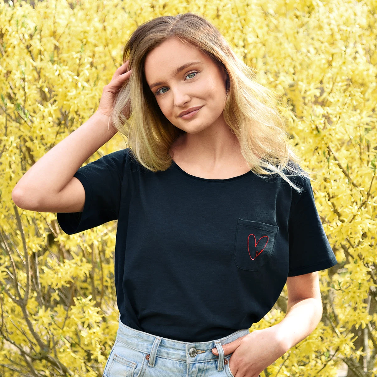 Hearts Ladies T-Shirt 2 Hearts Ladies T-Shirt - Image 2