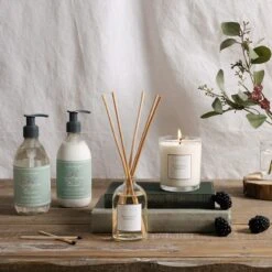 Hedgerow Berries Diffuser -Sophie Allport hedgerow berries fragrance bath and body lifestyle aw22 square
