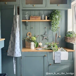 Highland Stag Adult Apron -Sophie Allport highland stag collection influencer ALL29250