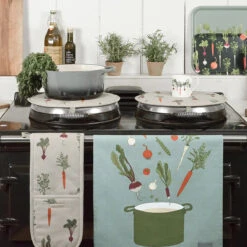 Home Grown Circular Hob Cover 6 Home Grown Circular Hob Cover -Sophie Allport home grown collection lifestyle high res square d01fc1b9 7912 4787 ae04 99f1de91a317