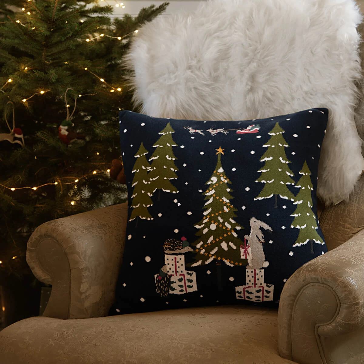 Festive Forest Knitted Cushion 2 Festive Forest Knitted Cushion - Image 2