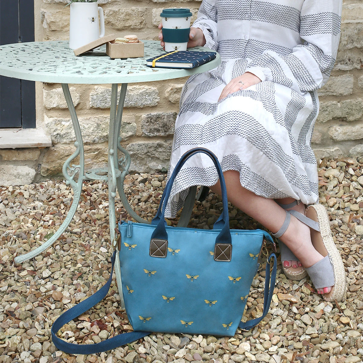 Bees Teal Mini Oundle Bag 4 Bees Teal Mini Oundle Bag - Image 4