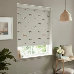 Woof Linen Made To Measure Roller Blind 6 Woof Linen Made To Measure Roller Blind -Sophie Allport rlb32lm2m woof linen artwork roller blind made to measure lifestyle 2 high res square