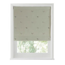 Chicken Soft Linen Made To Measure Roman Blind -Sophie Allport rmb8slm2m chicken soft linen artwork roman blind made to measure cut out high res square b31c0fbf e634 4cbf a7b4 dbc4090308db