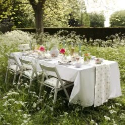 Bees Stoneware Cake Stand -Sophie Allport sdj36 all36401 lin36300 ssp36 lin36810 bees linen table setting summer 2 lifestyle high res square 1228fb7d 523b 443b ae1b 6181c3cc5efe