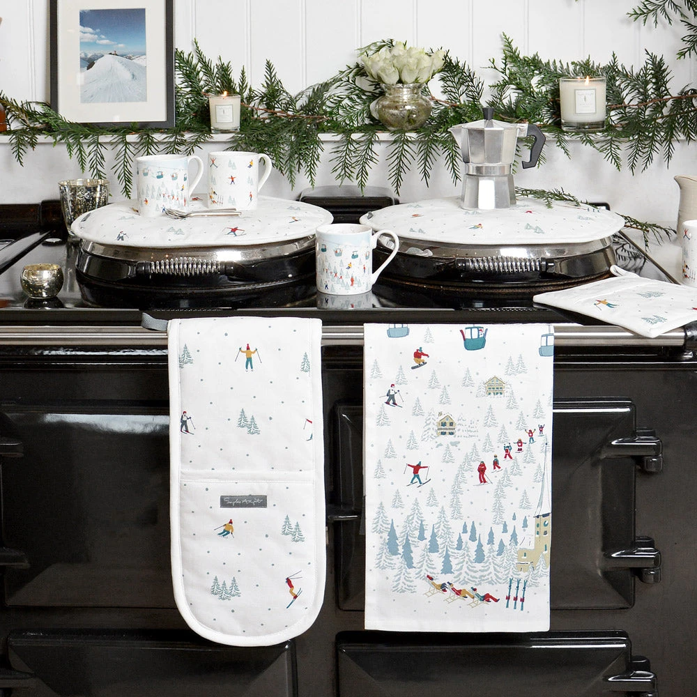 Skiing Pot Grab 3 Skiing Pot Grab - Image 3