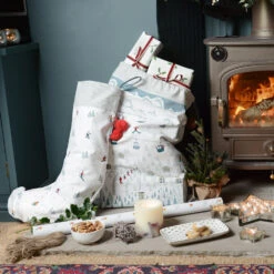 Skiing On The Piste Christmas Sack -Sophie Allport skiing collection lifestyle web 3 ef945ea8 e658 477b b425 5e00fbd168e8