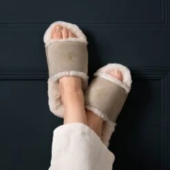 Bees Ladies Slider Slippers