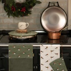 Robin Roller Hand Towel 7 Robin Roller Hand Towel -Sophie Allport spm101 all101175 all101610 all101602 all101150 robin stoneware mug hob cover roller hand towel oven mitt kitchen portrait lifestyle high res square