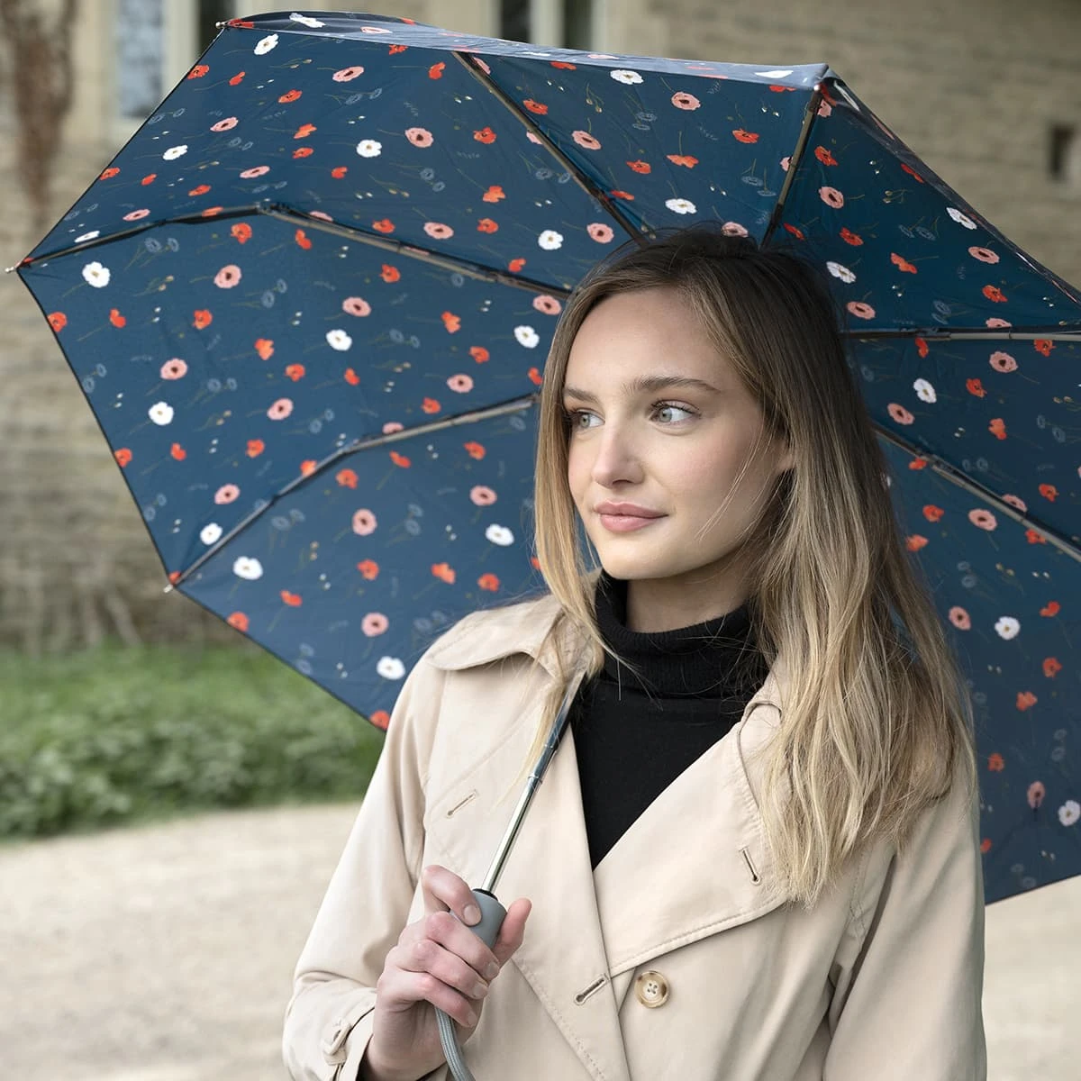Poppy Meadow Umbrella 2 Poppy Meadow Umbrella - Image 2